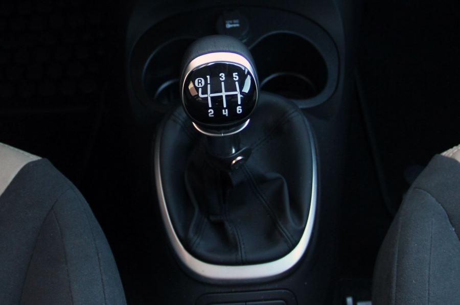 Fiat 500L 2014 года  (фото 29 из 138)